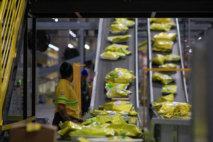 ¿Qué pasa con la acción de Mercado Libre? Por qué la estrella argentina tocó valores de 2021