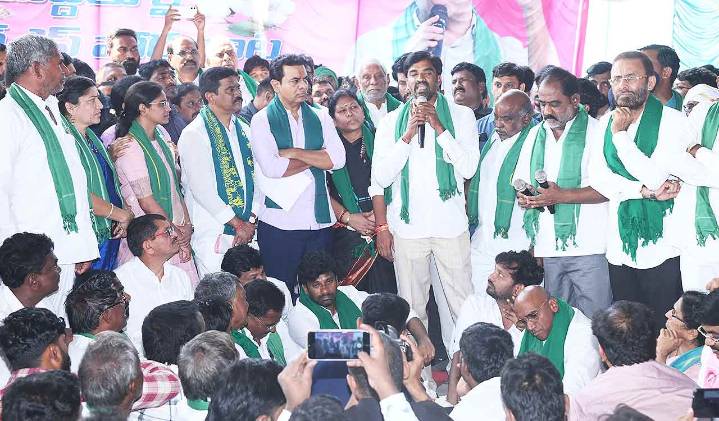 BRS ready to go to Delhi over Telangana cotton crisis, says KTR