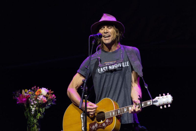Singer Todd Snider arrested after reportedly being assaulted in Utah