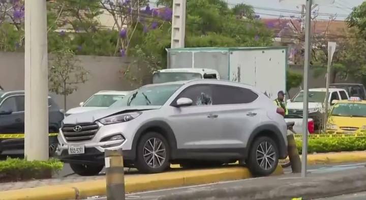 Asesinan a exjuez de Ecuador dentro de su vehículo en la provincia más afectada por la violencia