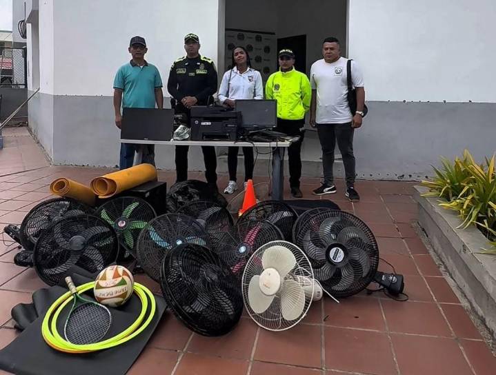 Policía recupera computadores y abanicos robados en colegio de Arjona