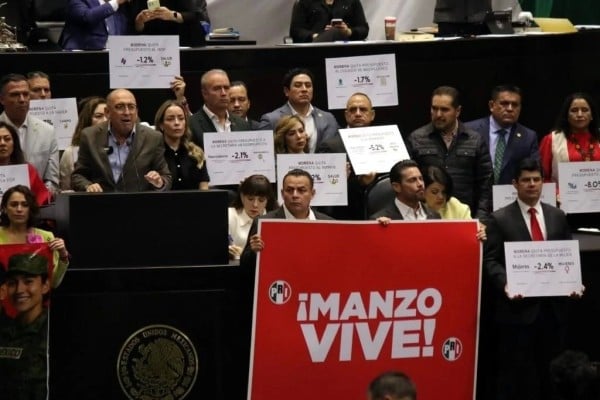 Confronta a diputados asesinato de Alcalde de Uruapan