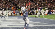 TreVeyon Henderson scores 3 TDs, Patriots beat Jets 27