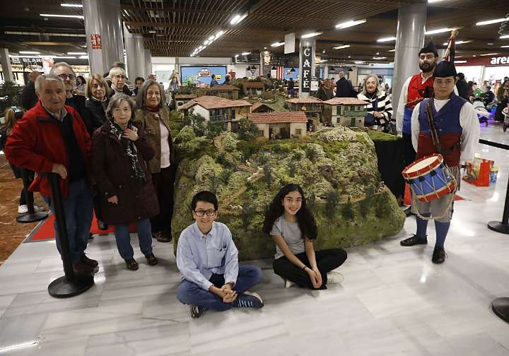 La temporada de belenes arranca en Gijón con acento asturiano