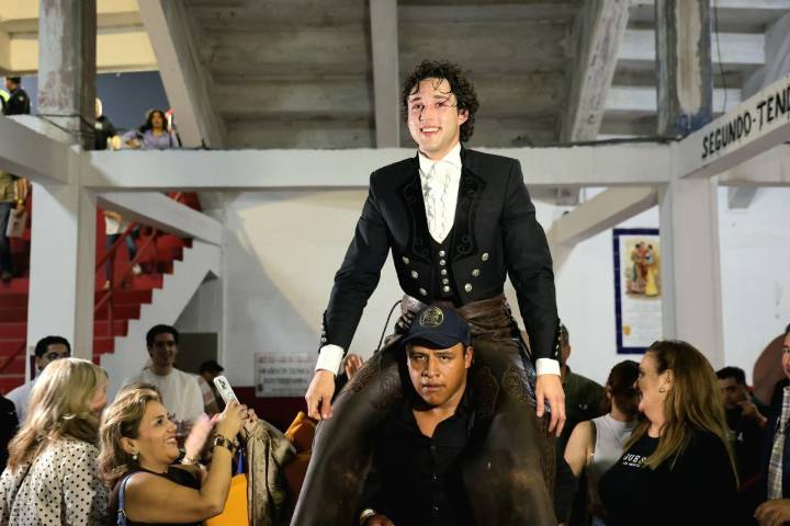 Tarik Othón se lleva la noche… ¡Y sale por la puerta grande!