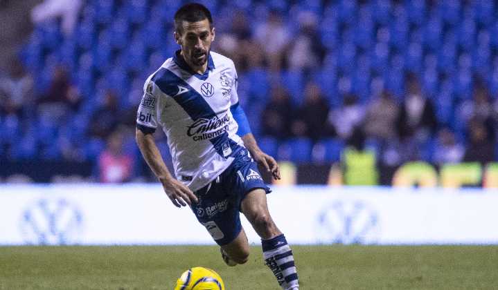 Equipos y personalidades del futbol mexicano envian condolencias a Fernando Navarro por el fallecimiento de su hijo