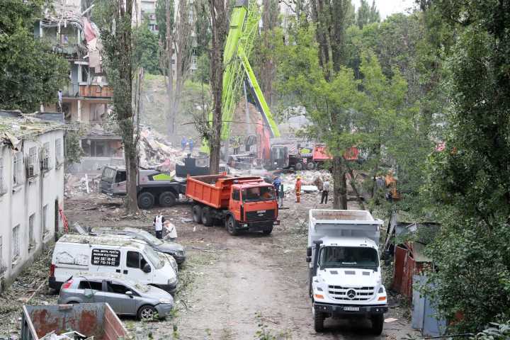 Rusia volvió a atacar Kiev en momentos en que se realizan esfuerzos por la paz