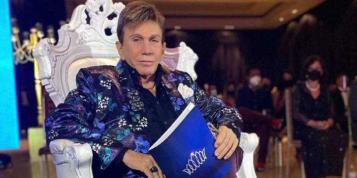 Osmel Sousa se retira del Miss Universo
