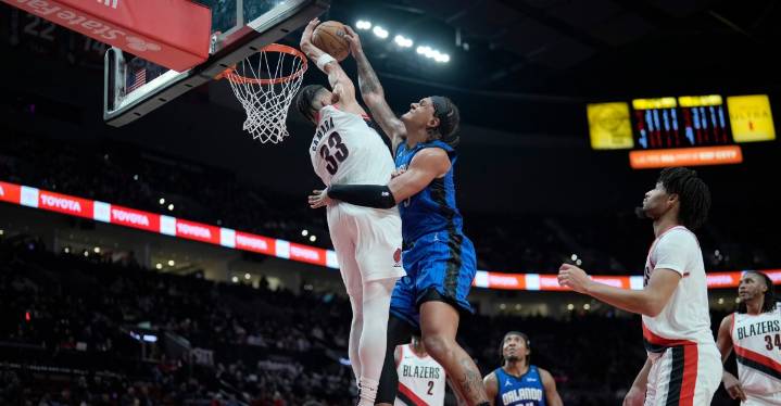 Blazers-Magic Tip Off at 4 PM!