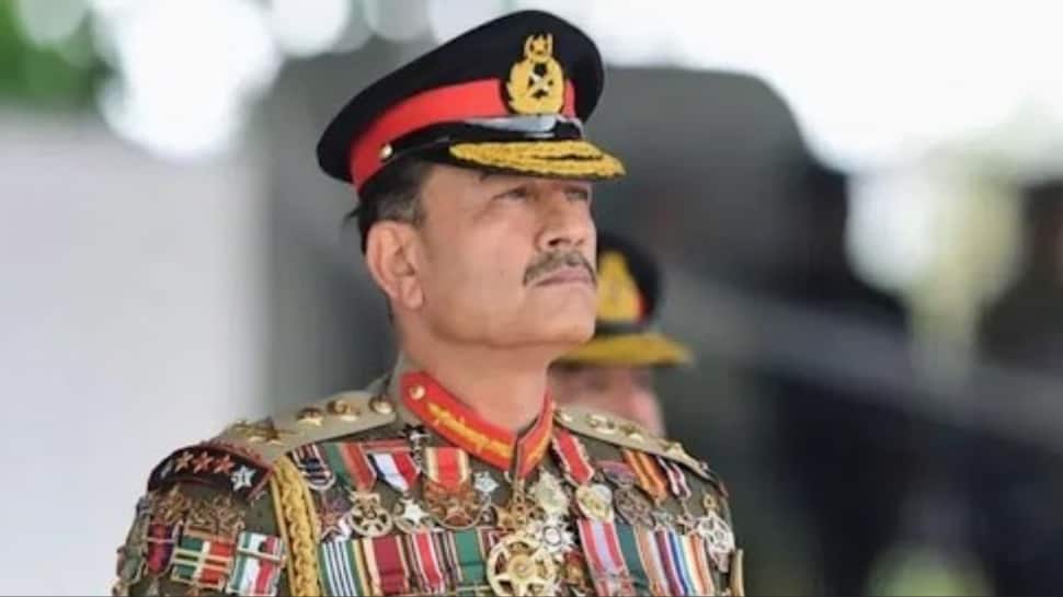 End Of Civilian Rule In Pakistan? 27th Amendment, Article 243 Changes Pave Way For Asim Munir's 'Iron Grip'