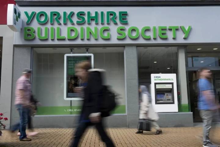 Brokers and building societies butt heads over cash ISA cut