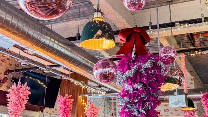 Holiday-themed pop-ups return to these metro Detroit bars
