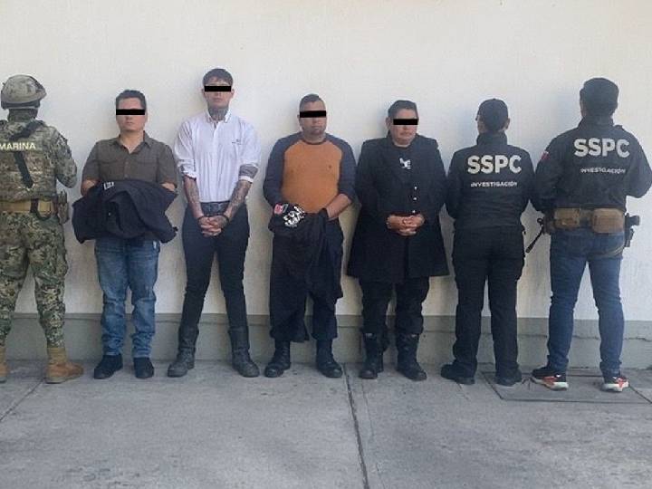 Detienen a 4 policías municipales en Jalisco por secuestro y tráfico de armas