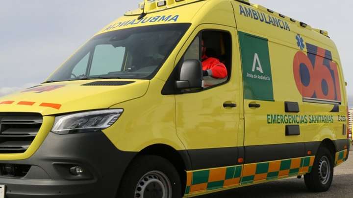 Dos heridos en el incendio de dos barcos en Punta Umbría