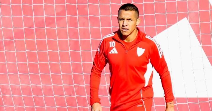 El Niño Maravilla sonríe: Alexis Sánchez de recupera en tiempo récord y es citado por el Sevilla frente al Espanyol