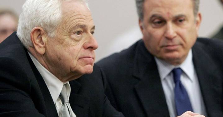 Class-action lawyer Stan Chesley dies in Ohio