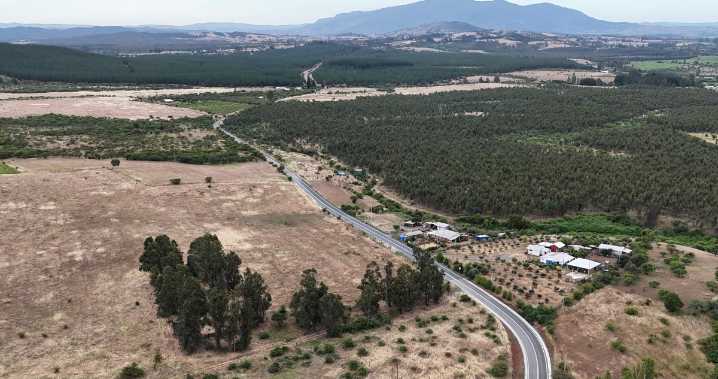 Inauguran 2,3 kilómetros de pavimento en sector rural de Portezuelo tras años de peticiones