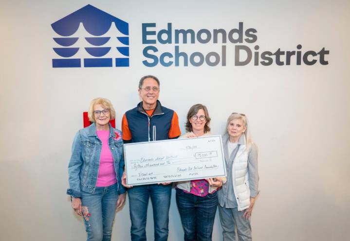 Edmonds Art Festival Foundation supports art education in local schools