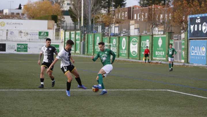 El Guijuelo se lleva el derbi en un mal fin de semana para el Santa Marta: resultados y clasificación en 3ªRFEF