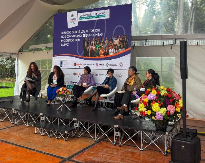 La incidencia de las mujeres colombianas en los procesos de paz: un evento que narró historias