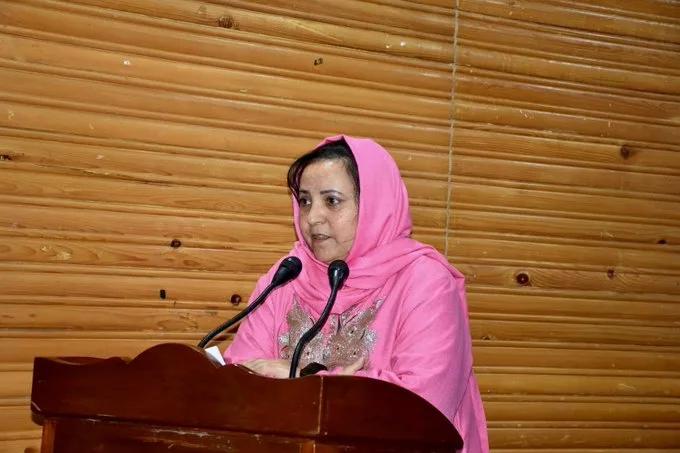Winter break upto Middle classes likely early Dec: Sakina