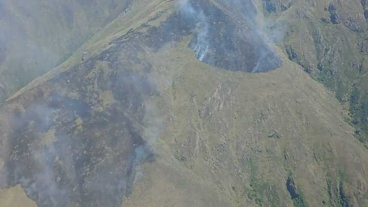 La Provincia monitorea múltiples focos activos y de difícil acceso