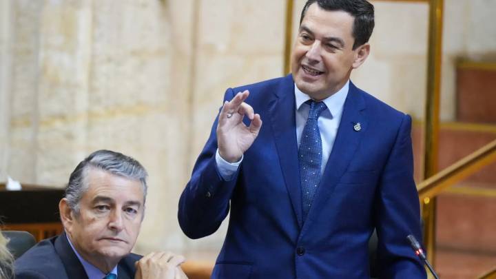 Moreno reta a Pedro Sánchez a debatir con él en Andalucía tras sus "mentiras" en el Congreso