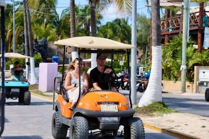 Isla Mujeres reporta una buena afluencia turística durante el fin de semana largo