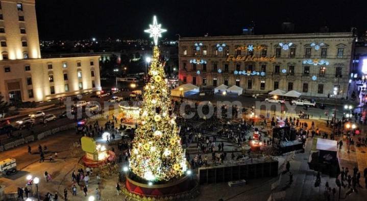 Cerrarán el lunes el Centro por encendido del árbol