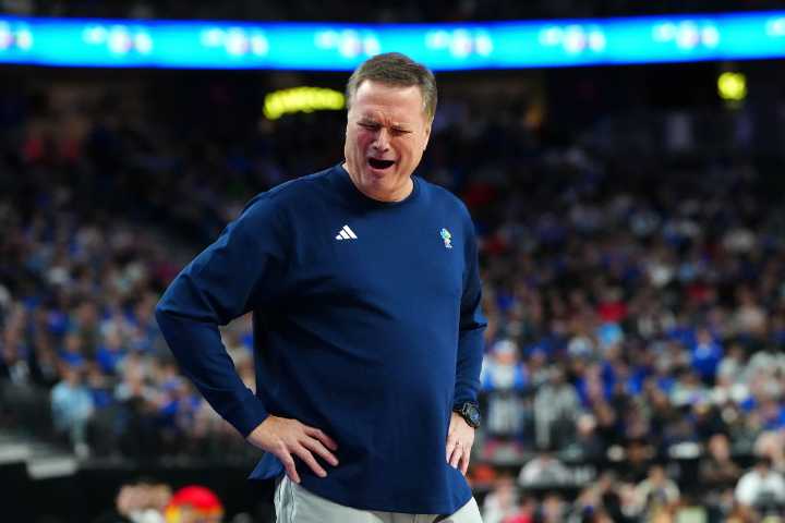 “Kansas Can Lose to Anybody”: Bill Self Criticised for $1.9M Reality After Loss at UNC