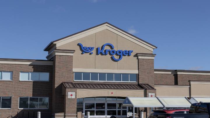 Kroger to close Pleasant Prairie fulfillment center