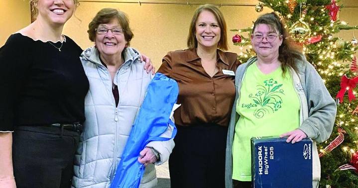 SOWINS seeks holiday sponsors for women and families in need
