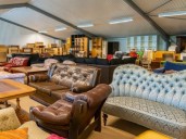 Cadena de muebles de larga trayectoria anuncia el cierre de tiendas tras declararse en quiebra