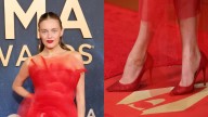 Kelsea Ballerini's Red Shoes Bring 'Wizard of Oz' Style to CMA Awards