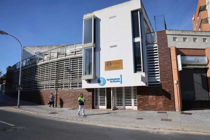 Huelva Televisión se traslada y queda desocupado el edificio grande de la Casa Colón