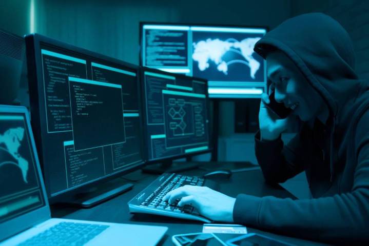 Investigan extorsión telefónica a dos medios de comunicación, en Nuevo León