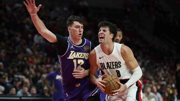 How Jake LaRavia brings the ‘juice’ to the Lakers’ defense