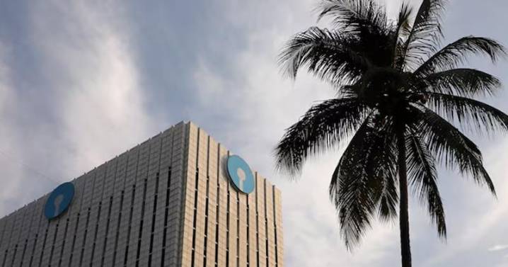 SBI Reports Strong Quarterly Profit Boosted by Yes Bank Stake Sale and Improved Margins