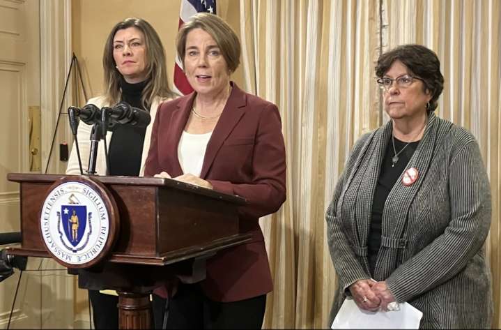 Massachusetts SNAP benefits restored amid government shutdown, Healey says