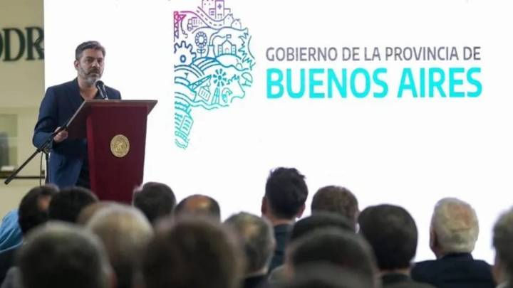 Santilli dijo que no convocarán a Kicillof y la Provincia lo acusa de "estafar al pueblo"