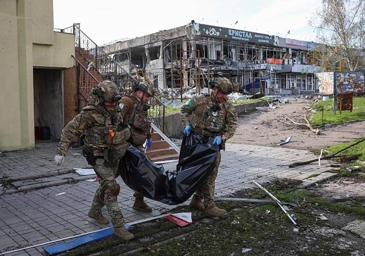 Ucrania admite que soldados rusos se han infiltrado en su bastión de Pokrovsk