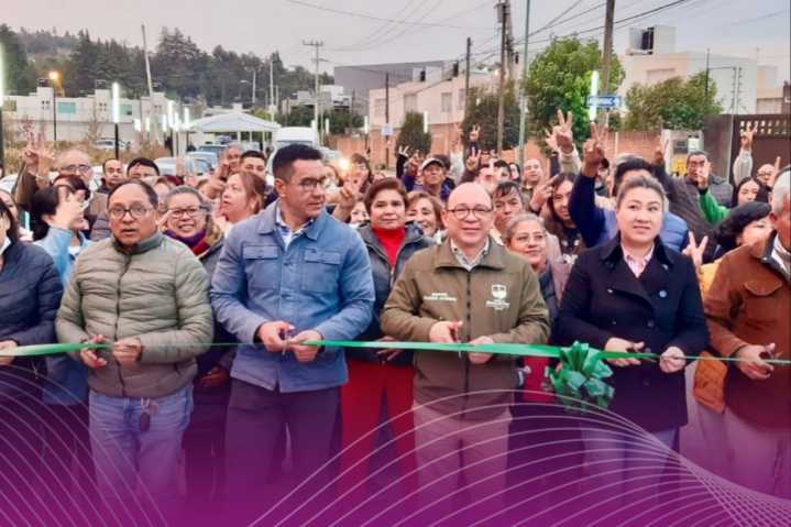 Zinacantepec entrega importantes obras de infraestructura