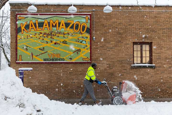 Warming center locations announced as cold weather hits Kalamazoo County