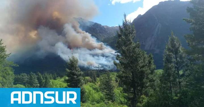 Evacuaciones en Epuyén y riesgo en Dique Florentino Ameghino por incendios impulsados por el viento
