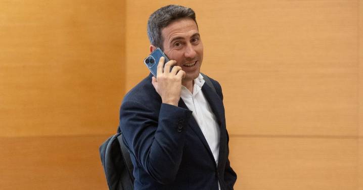 La investigación a un exvicepresidente de la Diputación de Almería eleva a ocho los implicados en el 'caso mascarillas'