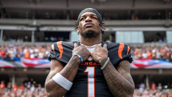 5-Figure NFL Punishment Inevitable for Ja’Marr Chase After Spitting on Steelers CB After being accused of spitting during a heated Bengals–Steelers game, Ja’Marr Chase is expected to be hit with a sub