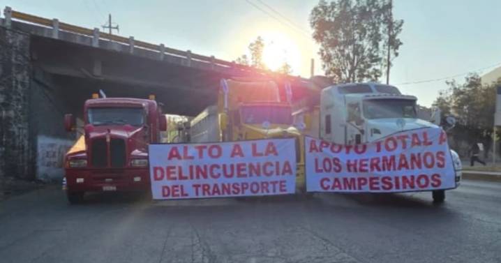 Caos en carreteras: Megabloqueo nacional de transportistas detona cierres, protestas y tráfico extremo