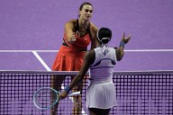 Aryna Sabalenka eliminates Coco Gauff to reach last four at WTA finals