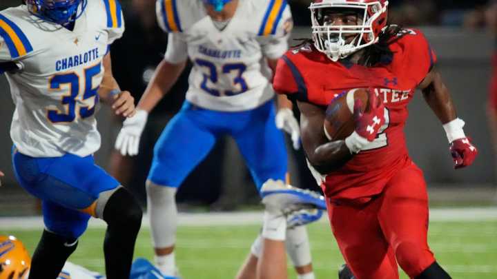 Manatee hangs on to defeat Charlotte in Class 5A