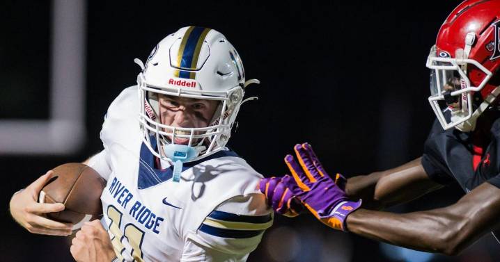 River Ridge rolls past Lassiter in finale